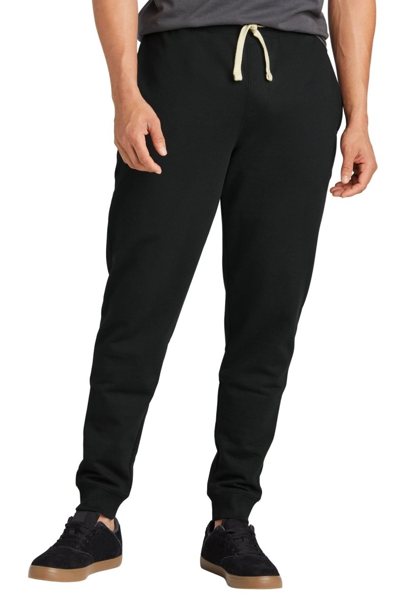 DistrictÂ® Re-Fleeceâ„¢ Jogger DT8107 - uslegacypromotions